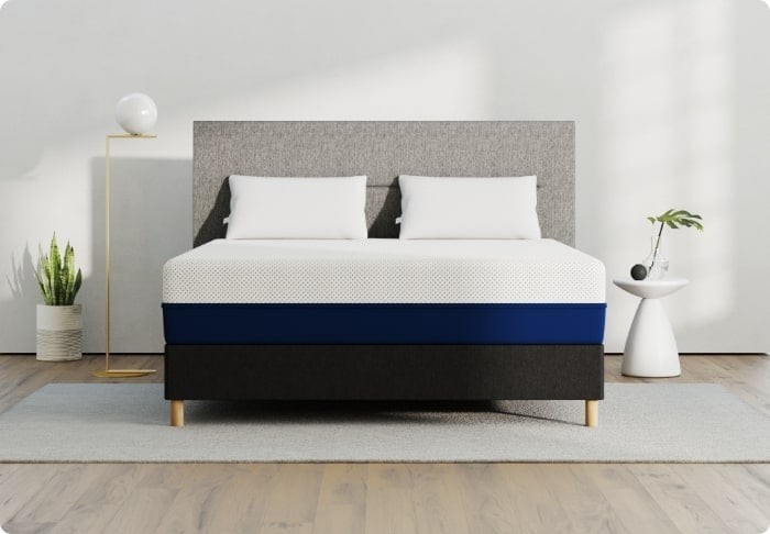 What Size is a Queen Size Bed? Dimensions and Room Fit Guide