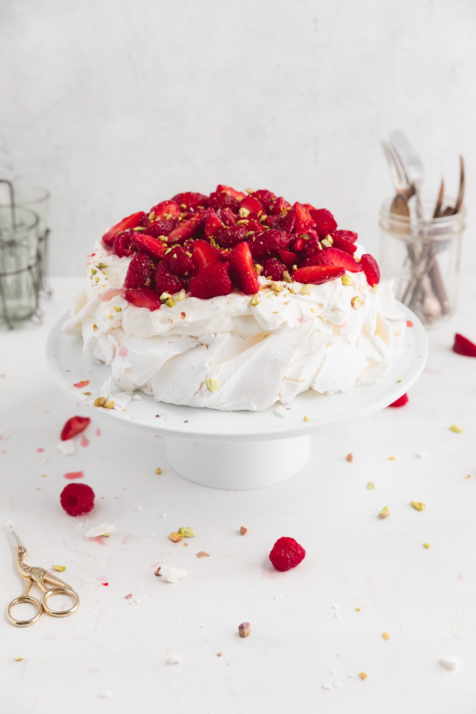 Elegant pavlova cake on a stand - What is Pavlova?