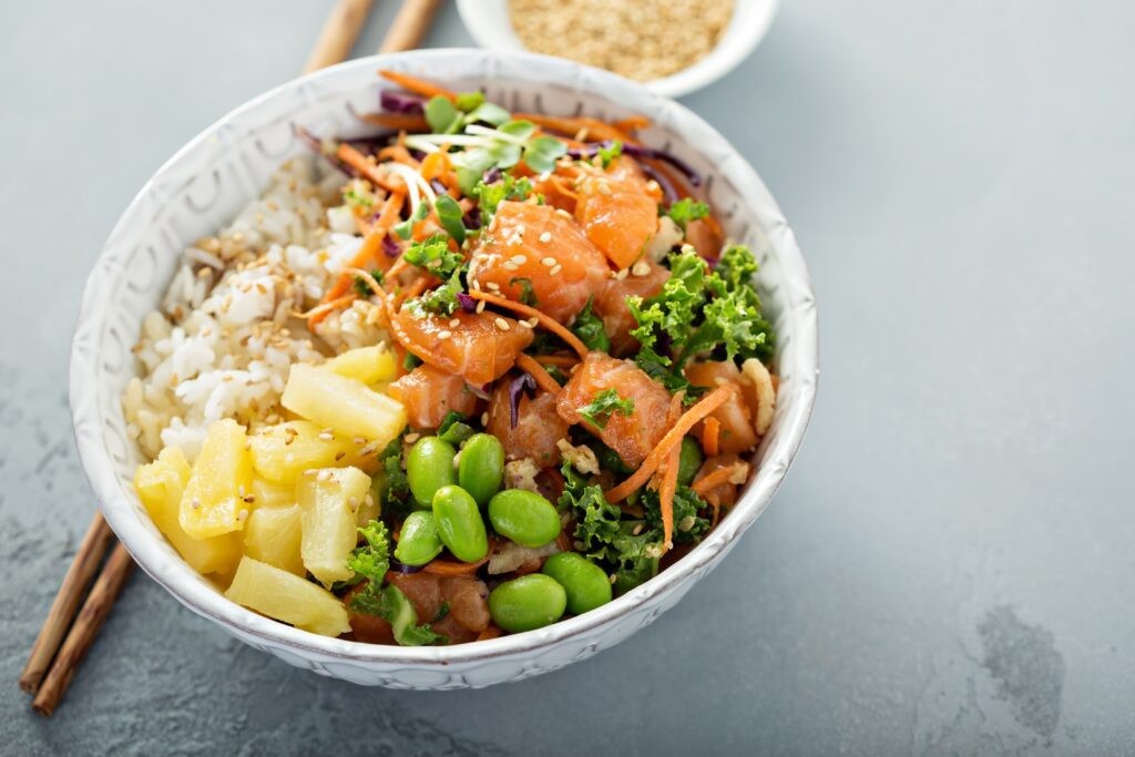 What is a poke bowl example - salmon poke bowl